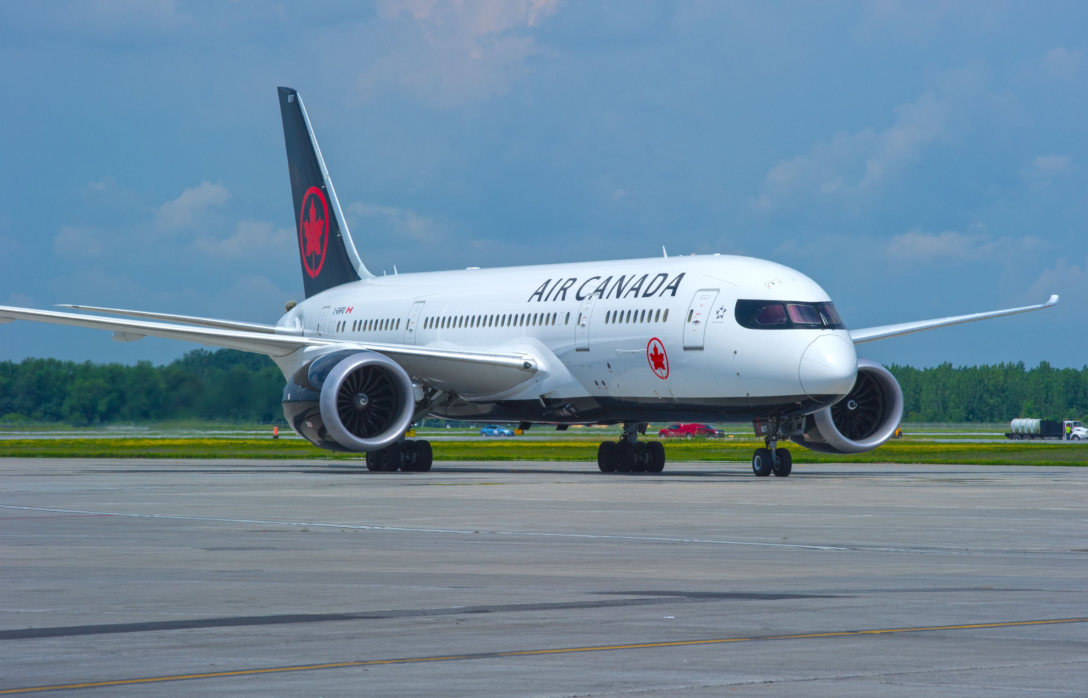 An Air Canada Boeing 787-8