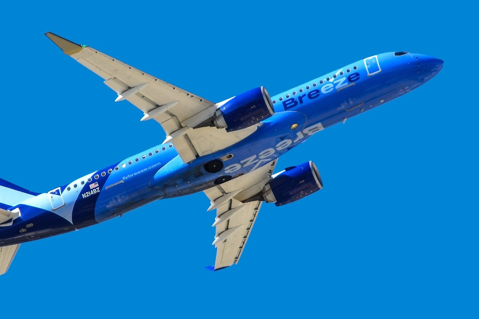 Breeze A220 climbing 3.2