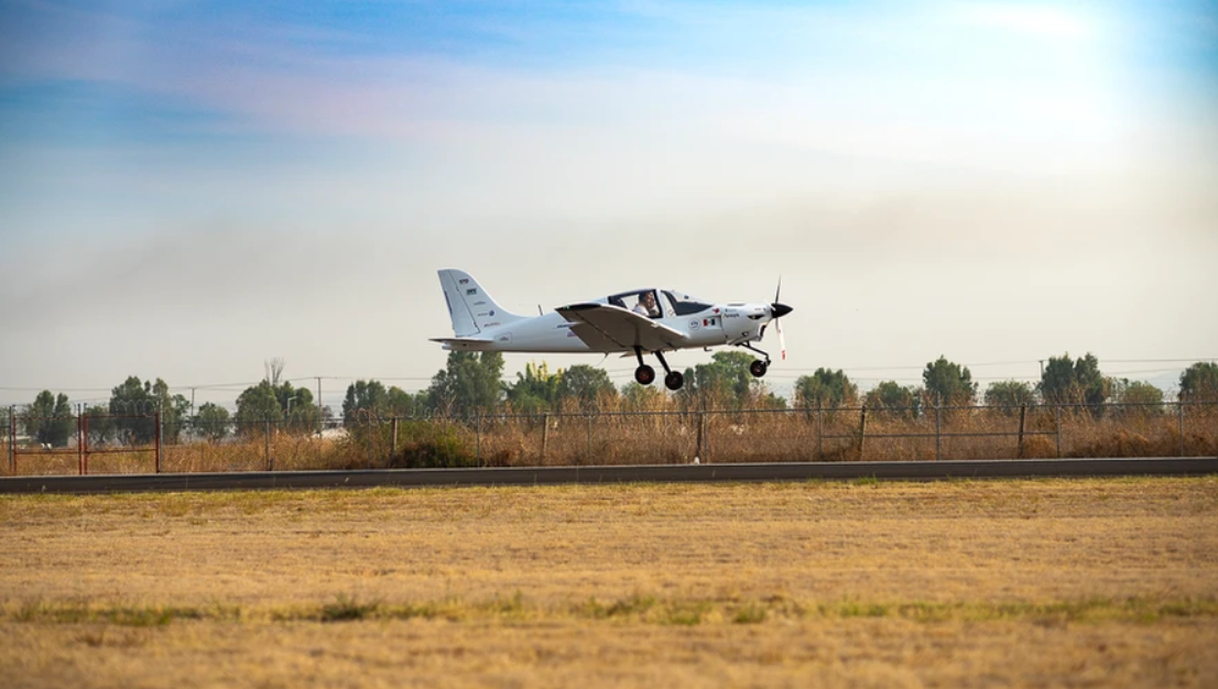 Horizontec's Halcón 2 taking flight