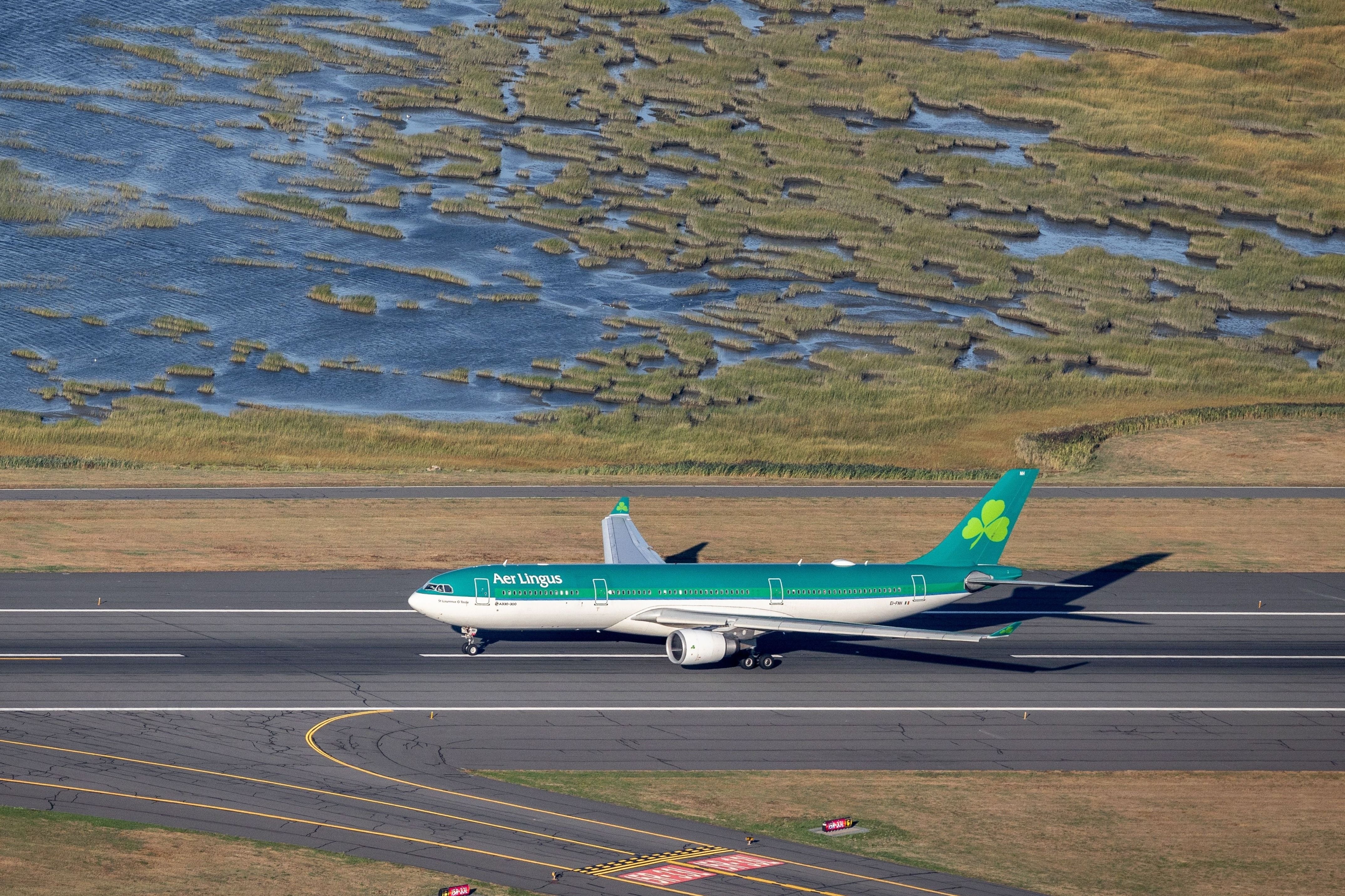 shutterstock_2364436873 (2)