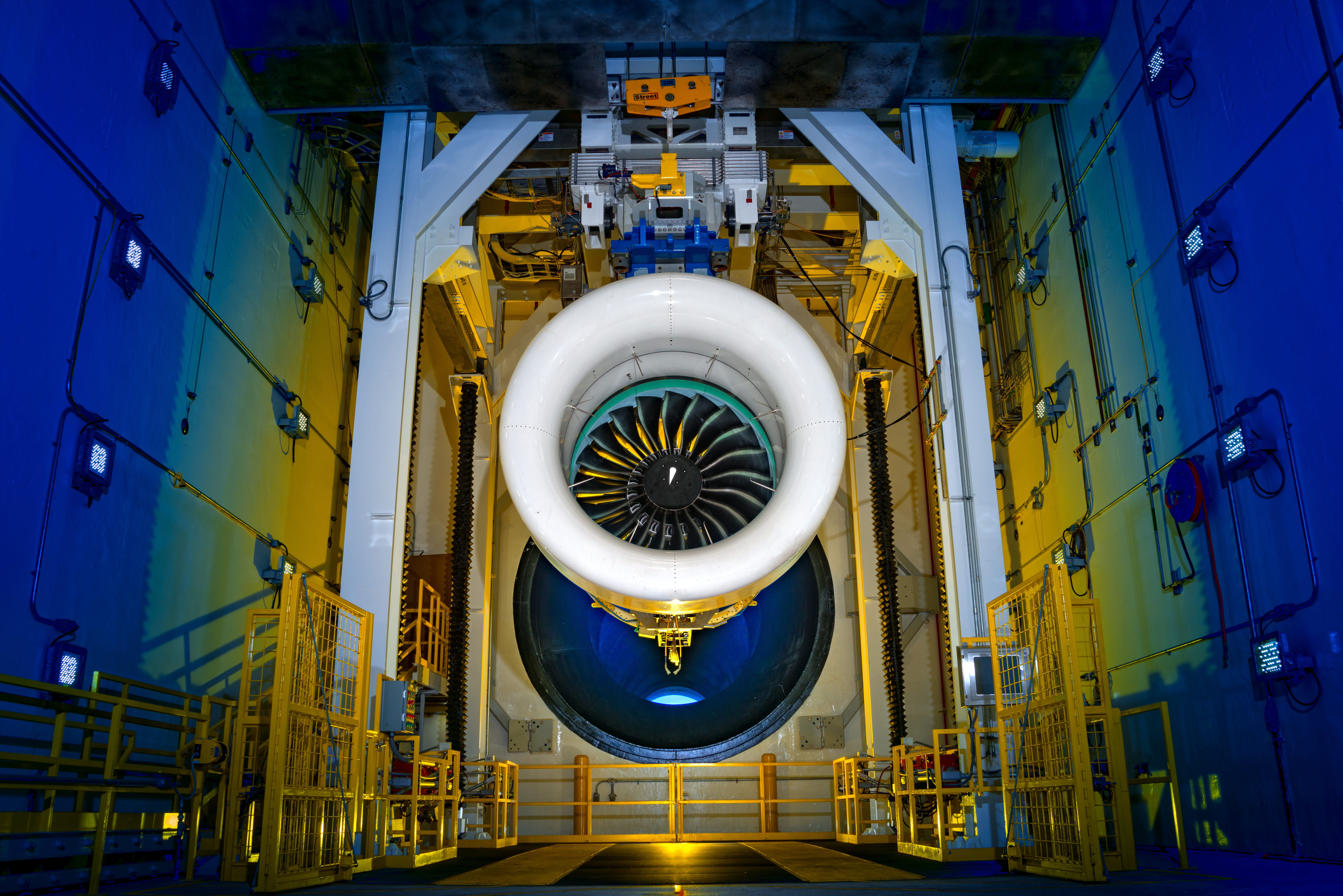 PW1100G-JM_Engine test stand 