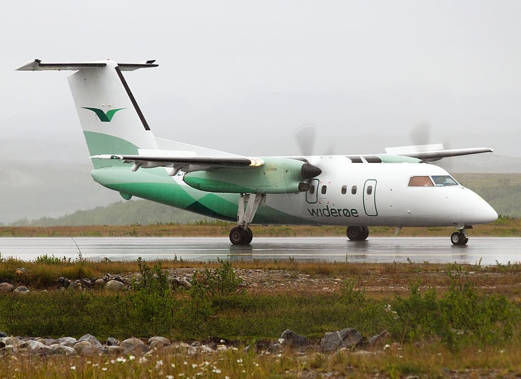 Wideroe_Dash_8-100_LN-WIT