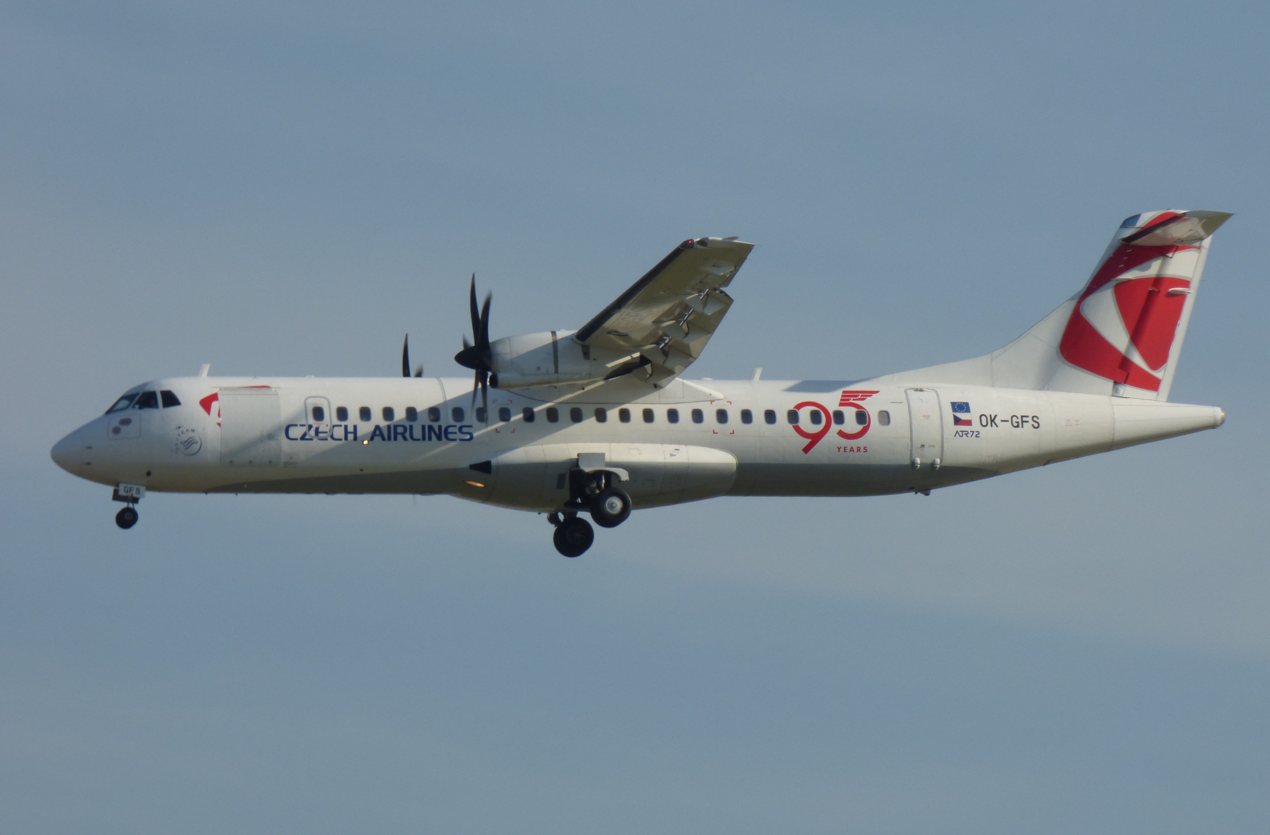 Czech Airlines ATR72 landing in Frankfurt