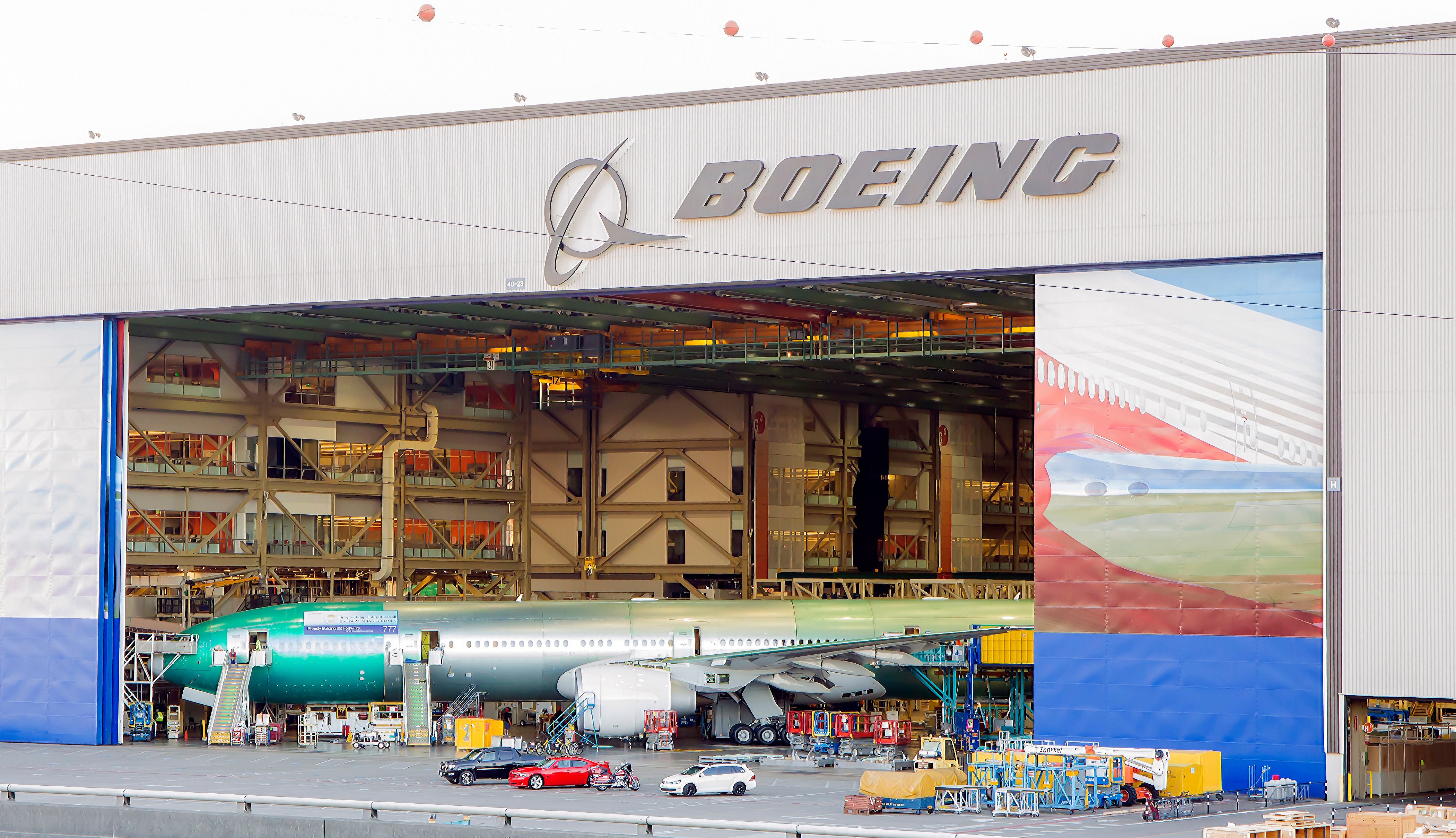Boeing 777 being assembled in Everett shutterstock_1097297987
