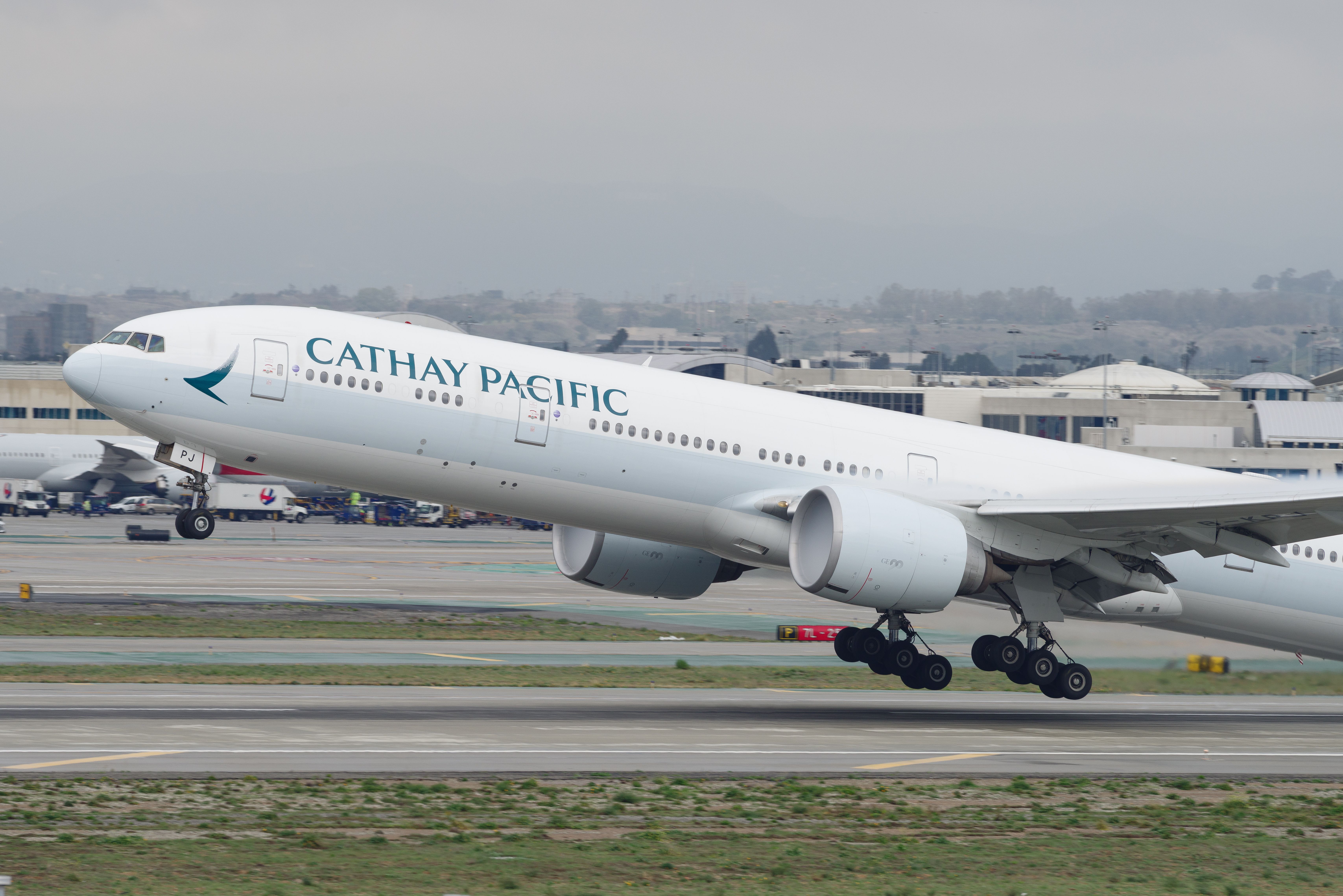 Cathay Pacific 777 (B-KPJ)