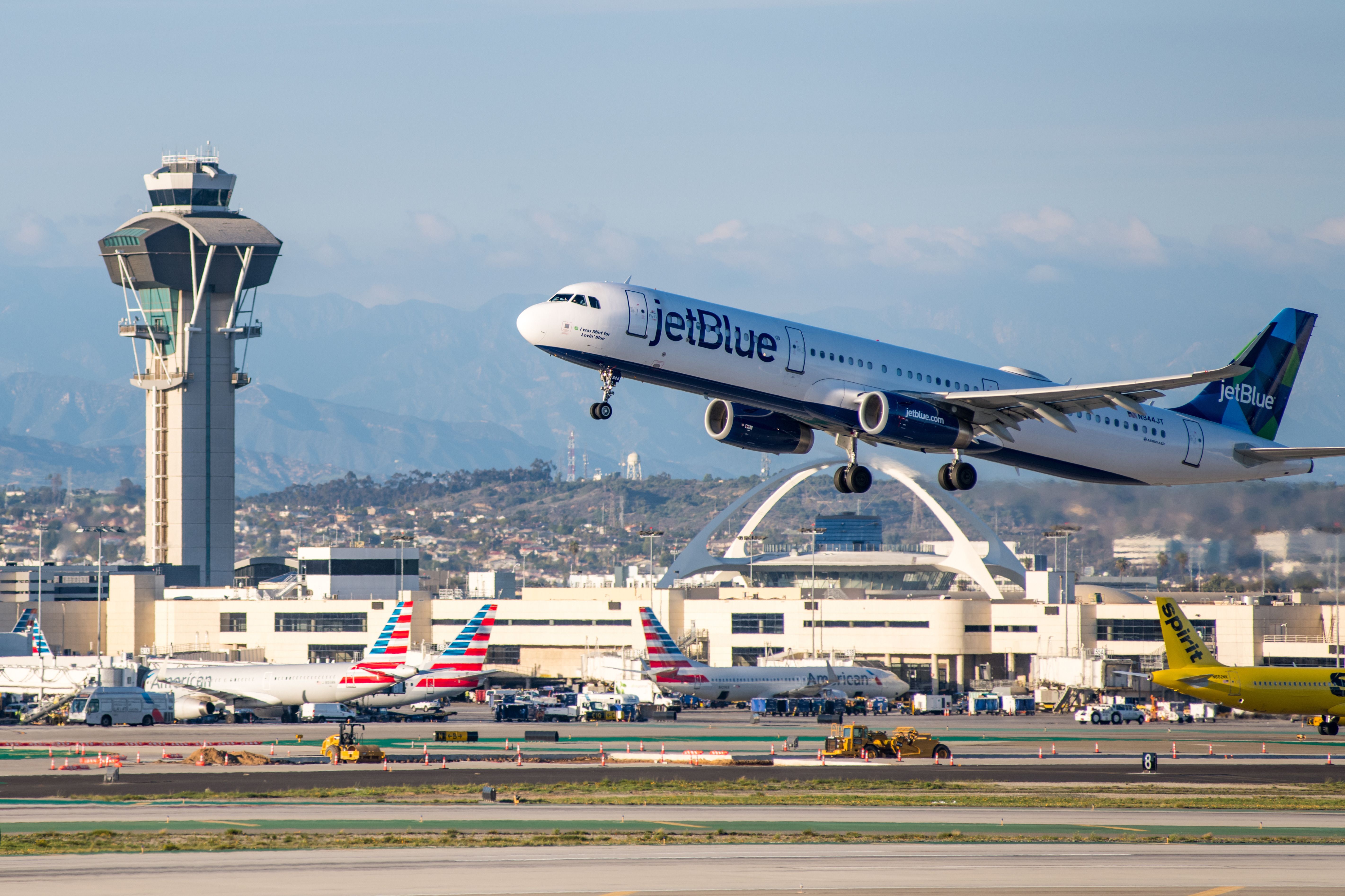  A JetBlue airplane taking off at Los Angeles International Airport (LAX)