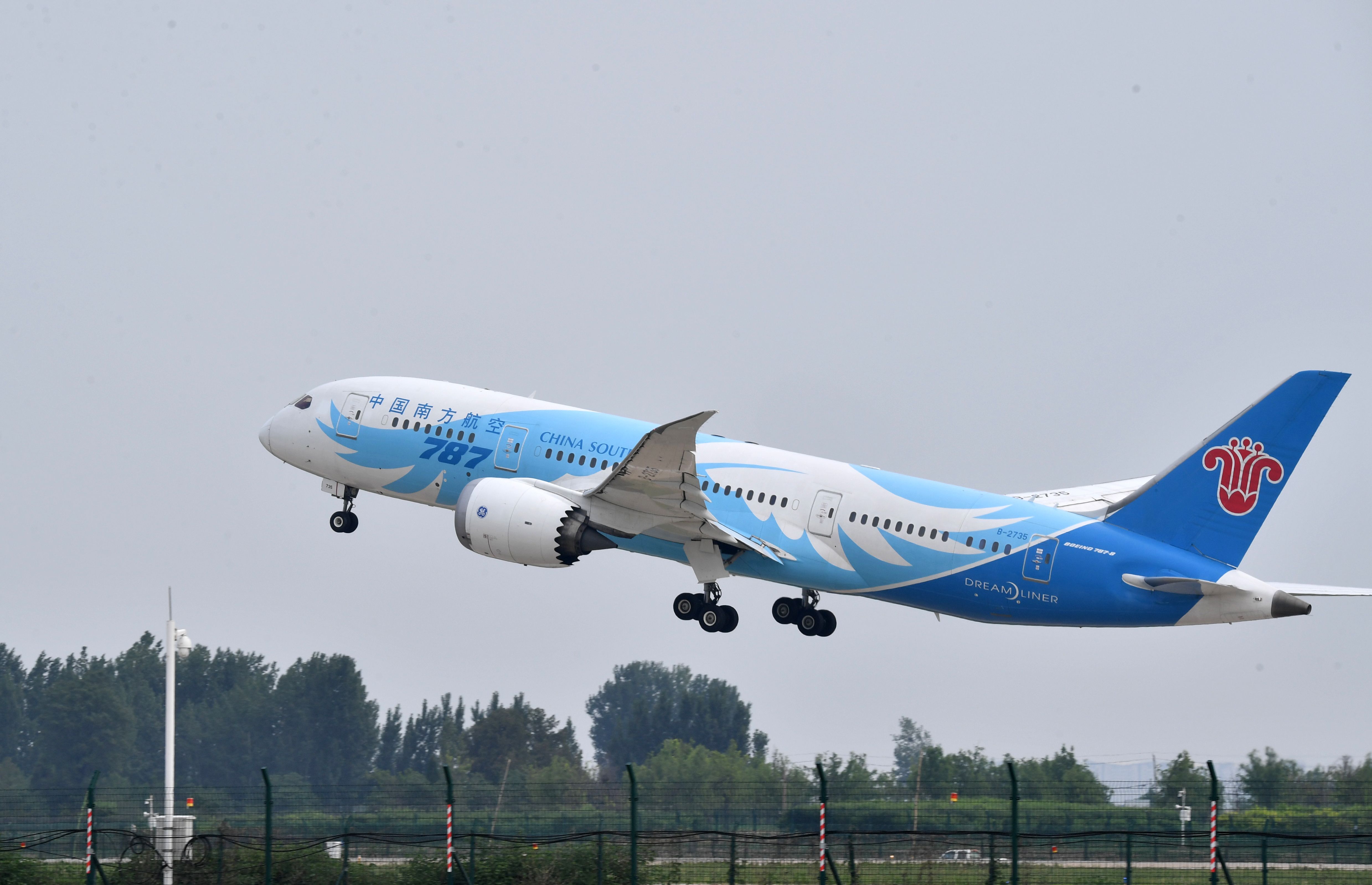 China Southern Boeing B787