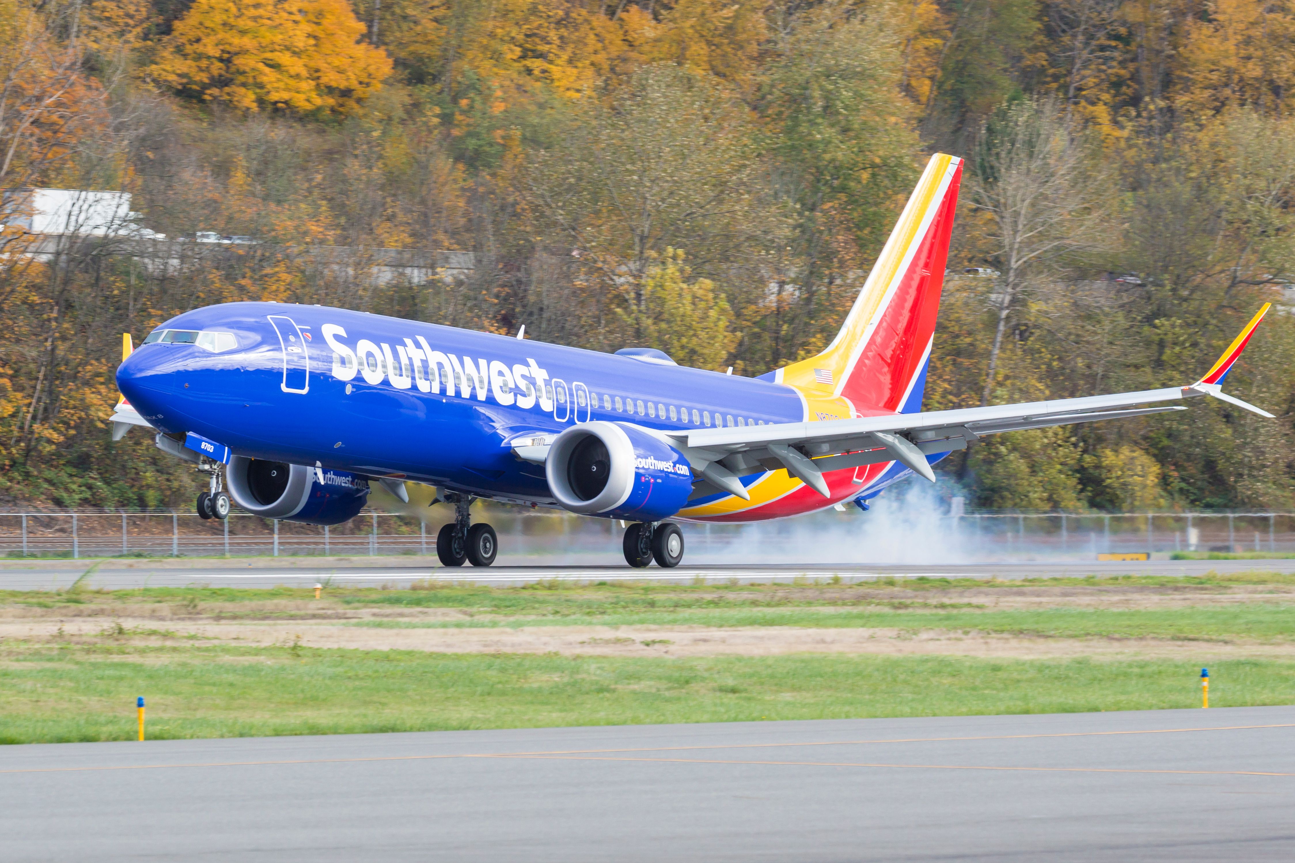 Southwest Airlines Boeing 737 MAX 8 landing.