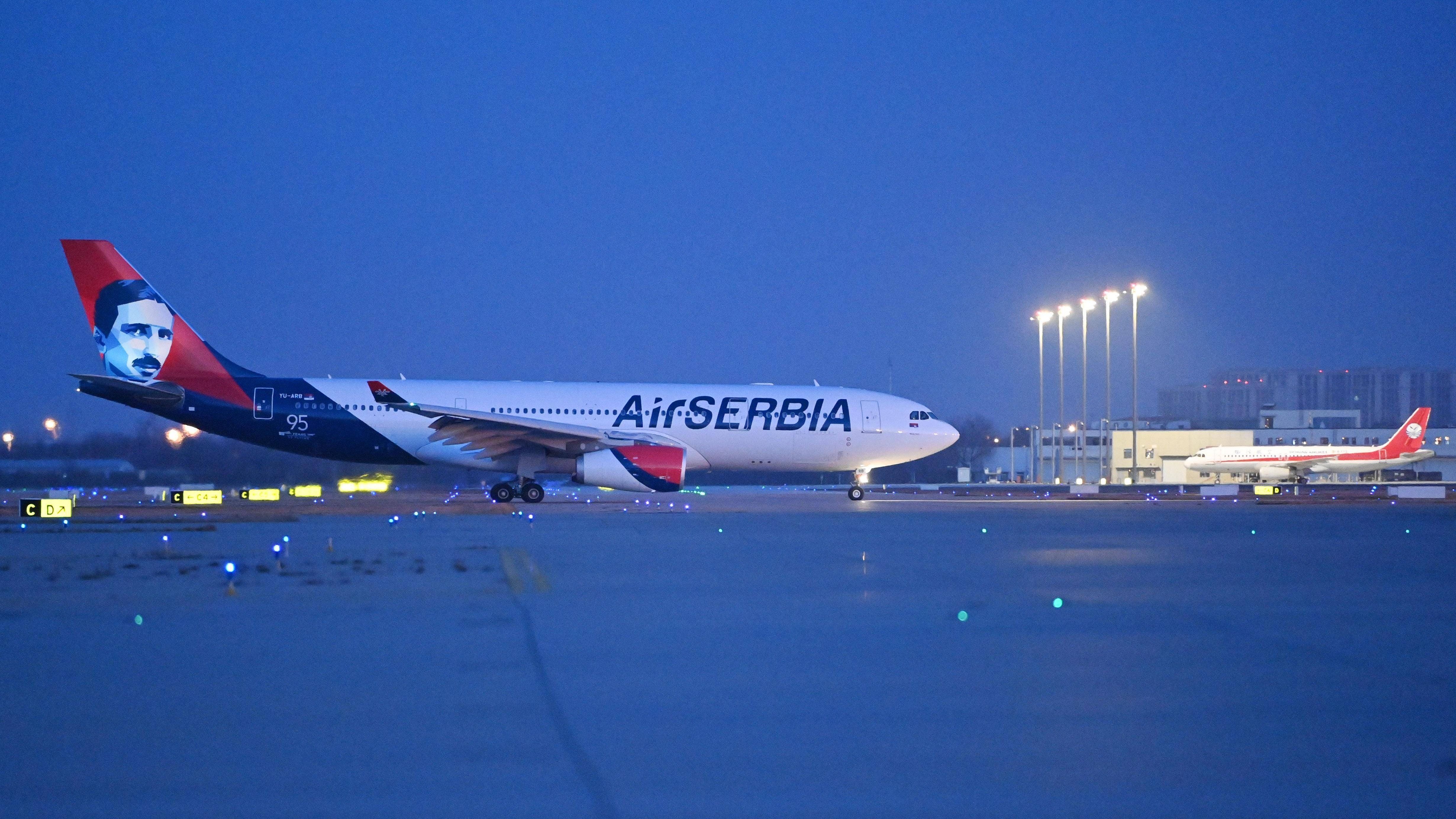 Air Serbia A330 16 9