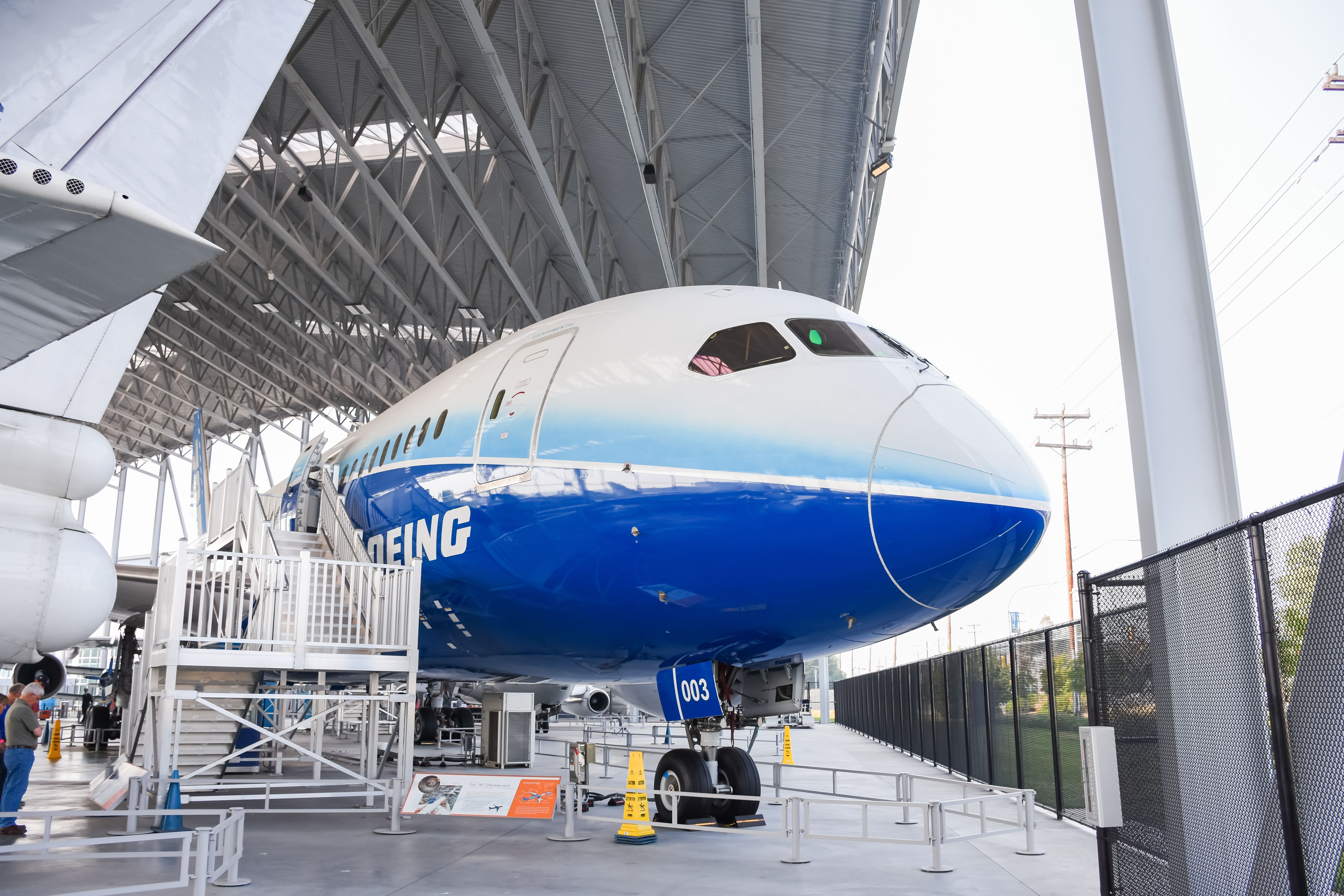 A Boeing 787 Dreamliner