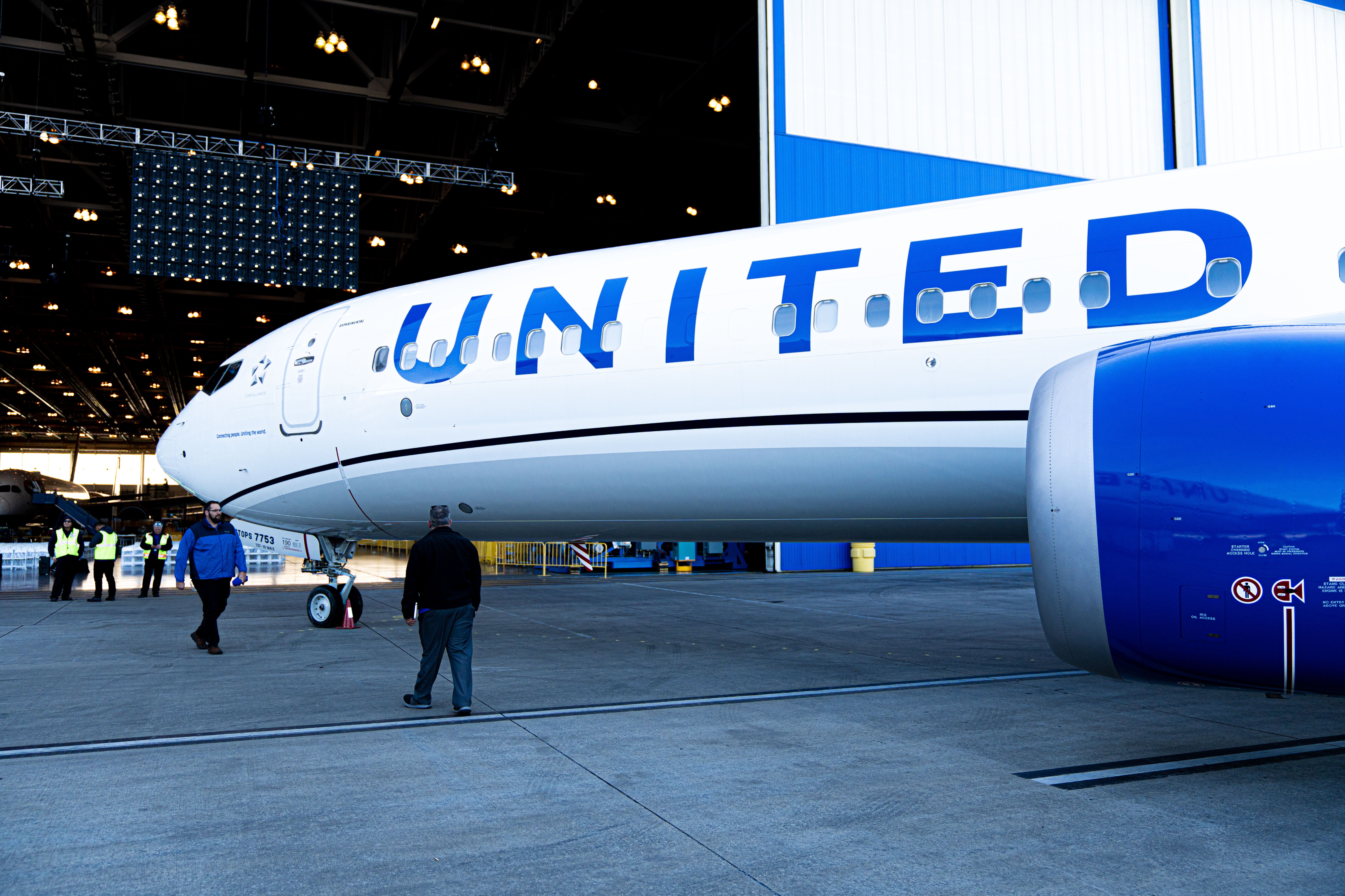 Boeing 737 MAX 10 in United livery at Boeing factory