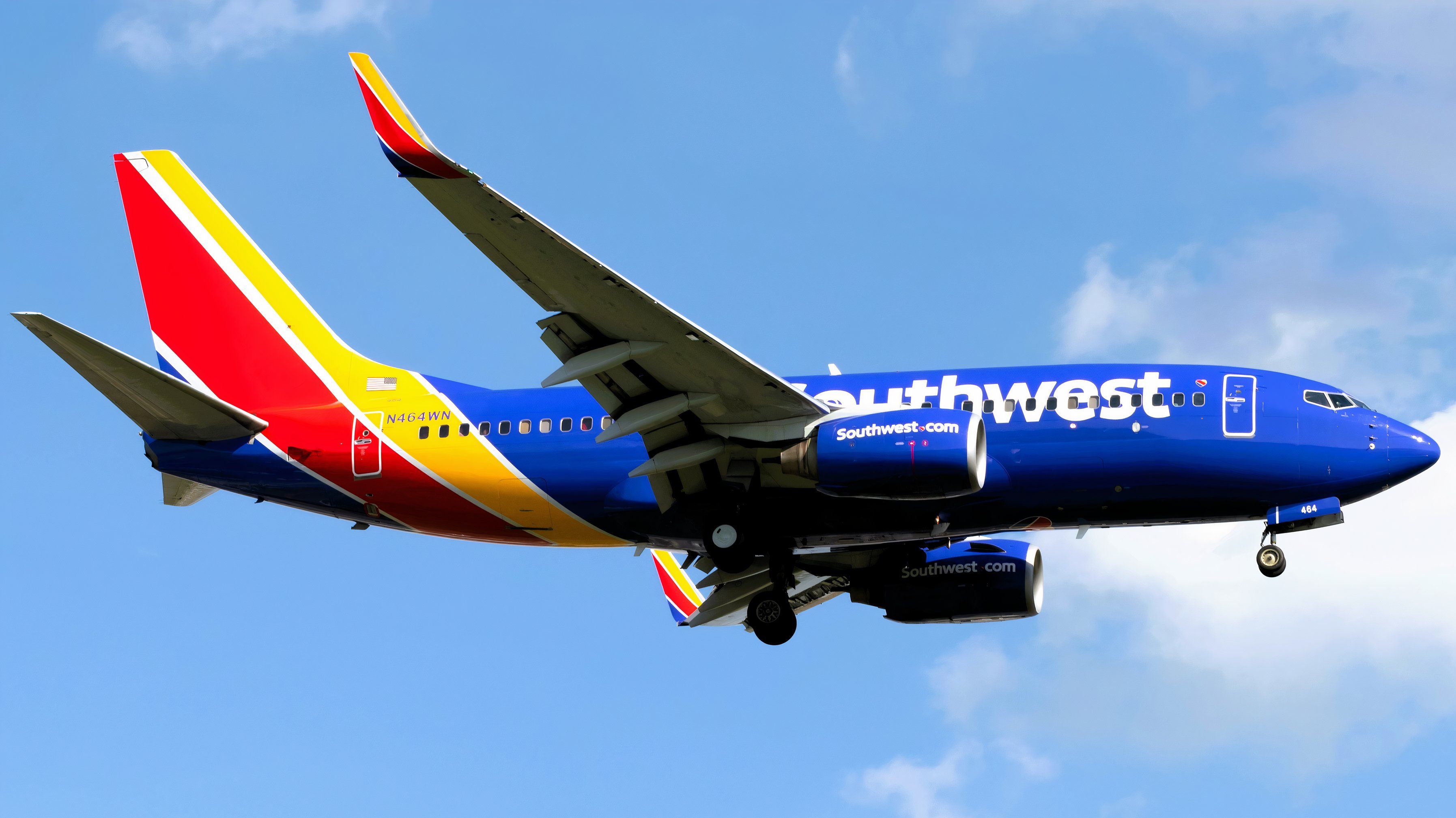 N464WN Southwest Airlines Boeing 737-7H4 