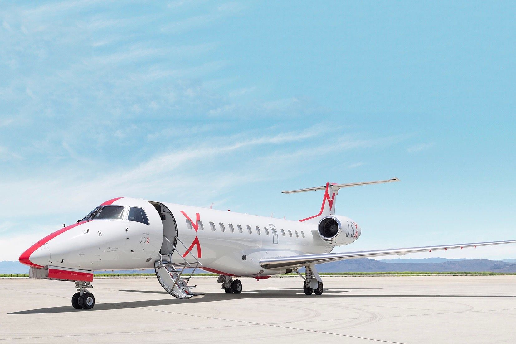 jsx jet on ground