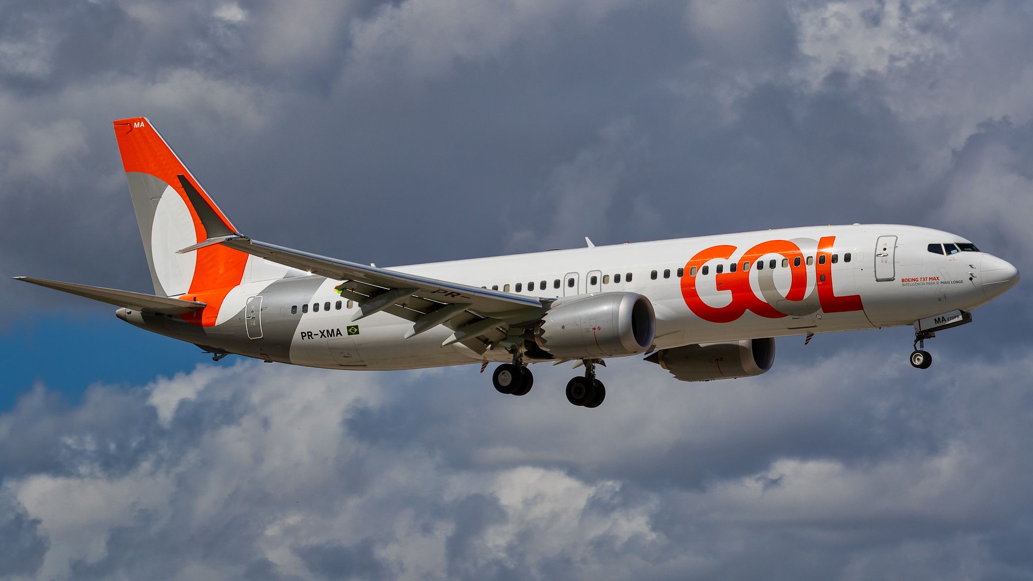 A Gol Boeing 737 MAX 8