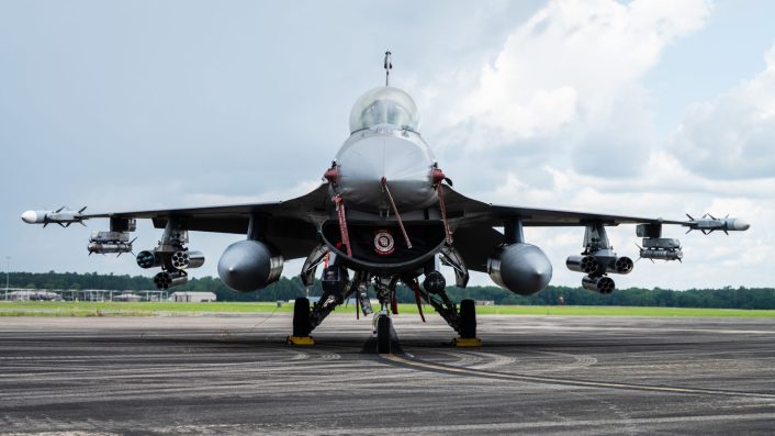 F-16 42 Rockets