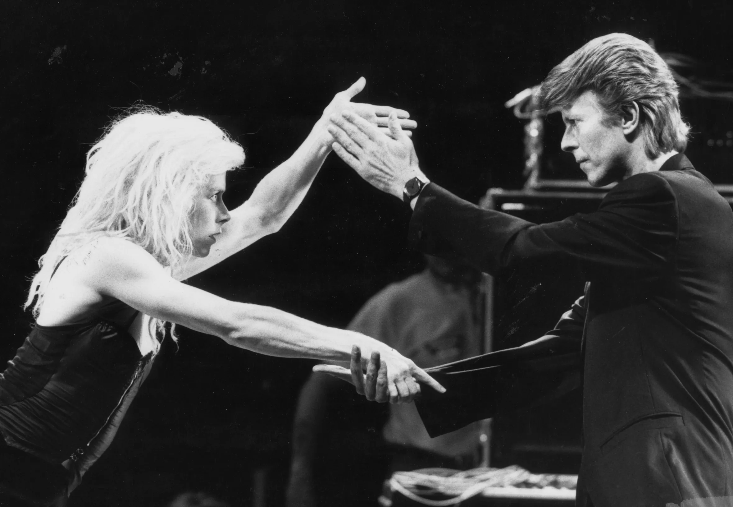 David Bowie performing a dance piece with Louise Lecavalier.