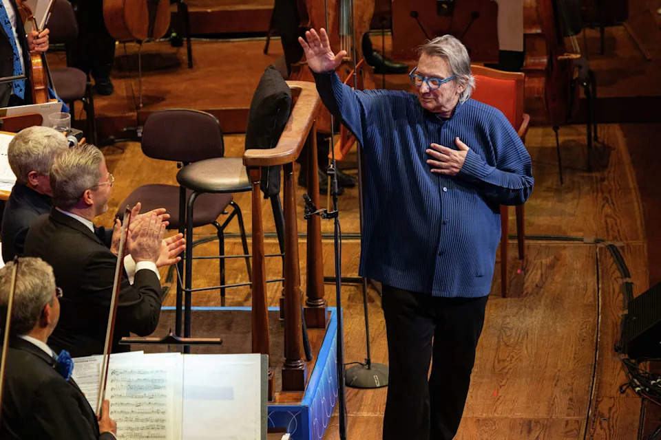 San Francisco Music Director Laureate Michael Tilson Thomas greets audience after his final concert with the orchestra during the "MTT 80th Birthday Concert" at Davies Symphony Hall on April 26, 2025. (Jana Ašenbrennerová/For the S.F. Chronicle)
