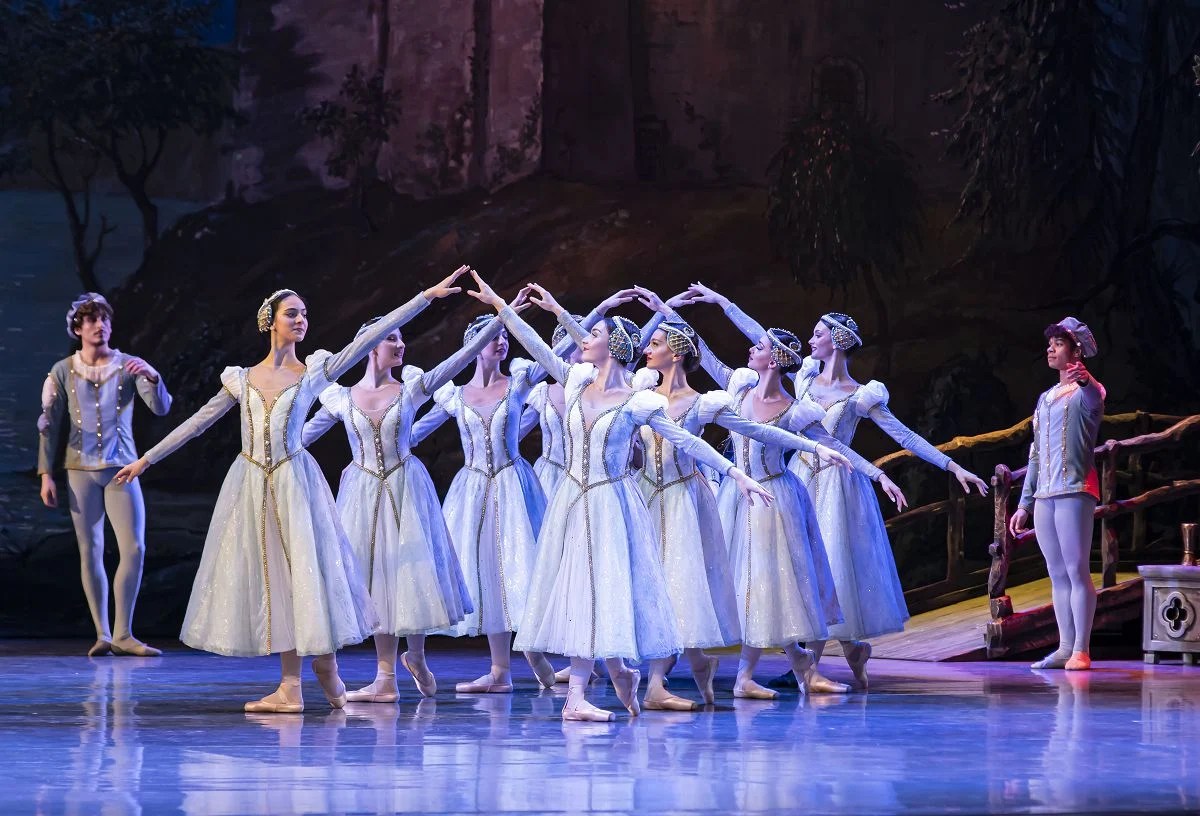State Ballet of Georgia - Swan Lake, photo by Besik Mchedlishvili 2026 - 01