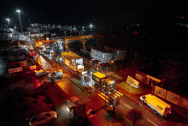 COLI Group successfully delivers transport of 14 transformers for GE Vernova and Poland's Baltica 2 offshore wind farm 6 COLI Group successfully delivers transport of 14 transformers for GE Vernova and Poland's Baltica 2 offshore wind farm DJI 20251118230421 0782 D COLI Group successfully delivers transport of 14 transformers for GE Vernova and Poland's Baltica 2 offshore wind farm