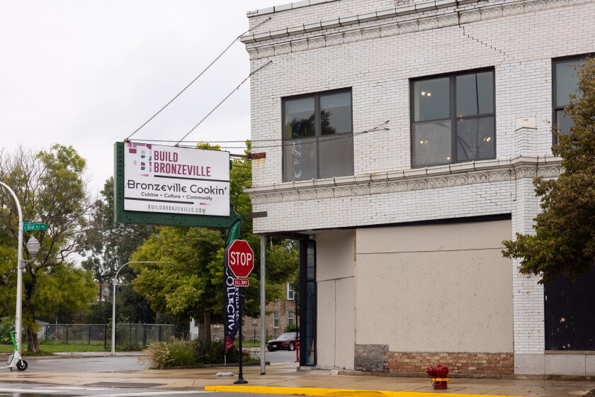 BRONZEVILLEFUNDING_261003-029.jpg