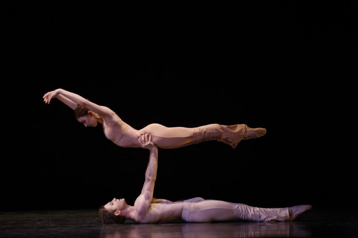 Houston Ballet. Photo by Sebastien Mathe 4 Houston Ballet. Photo by Sebastien Mathe (4)