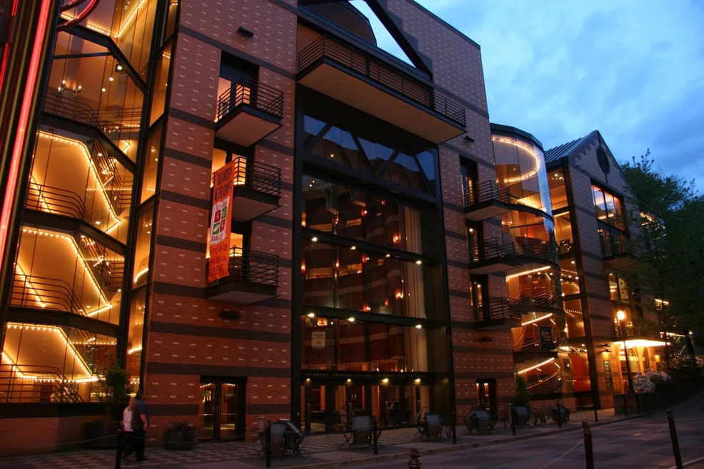 Antoinette Hatfield Hall houses the Brunish, Newmark, and Winningstad theaters. Photo: Portland'5 Centers for the Arts