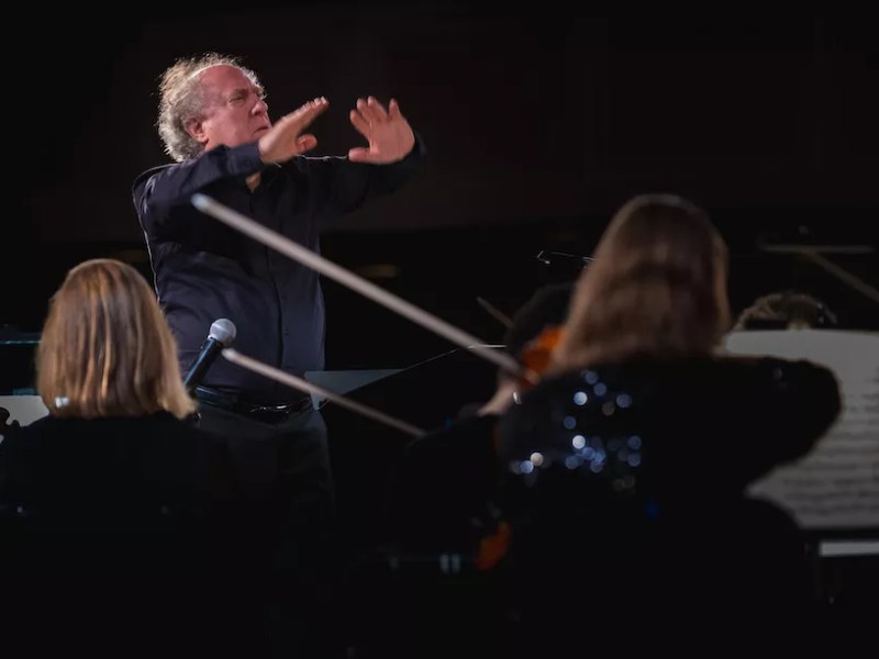San Antonio Philharmonic sues startup orchestra led by its former musical director
